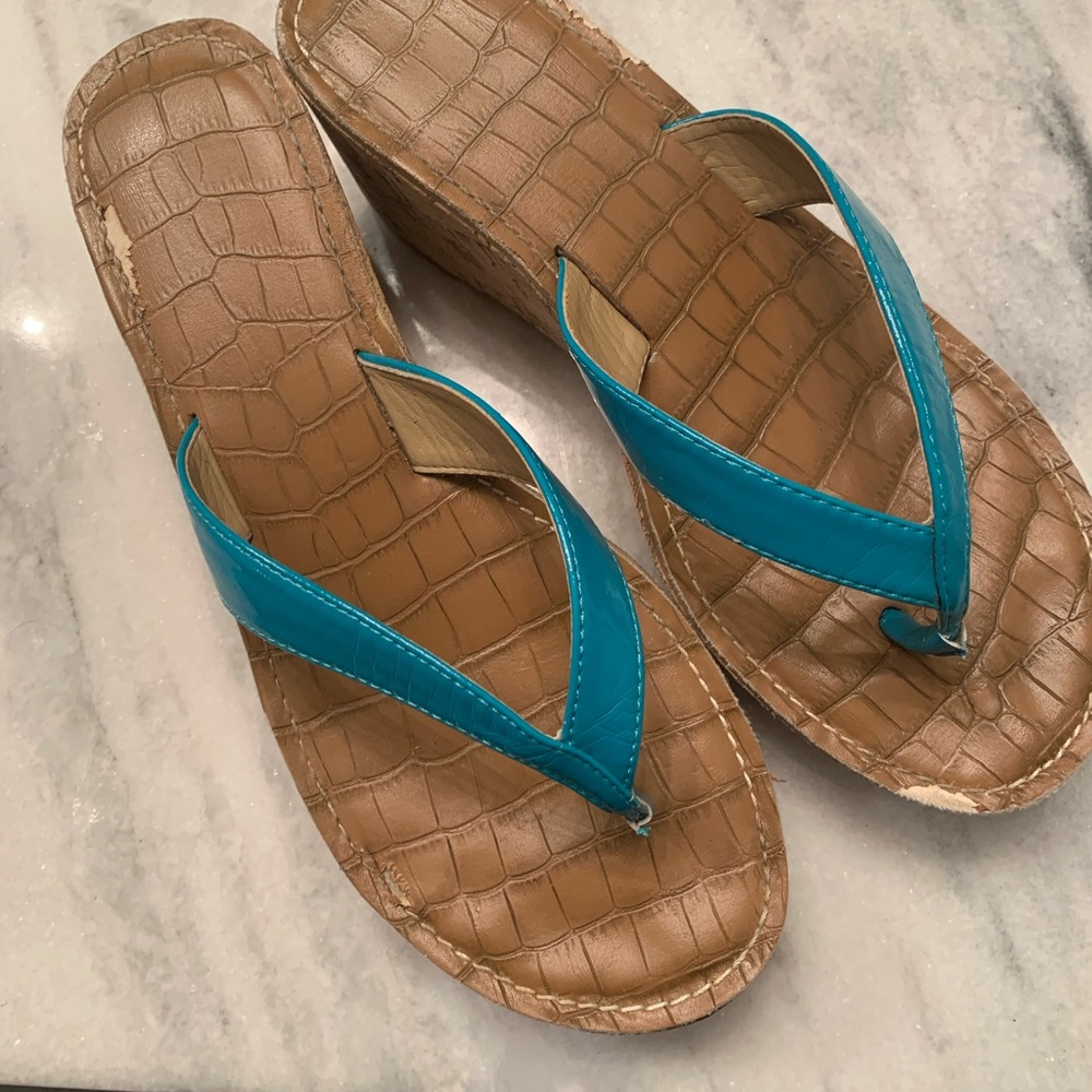 Thong wedge sandals